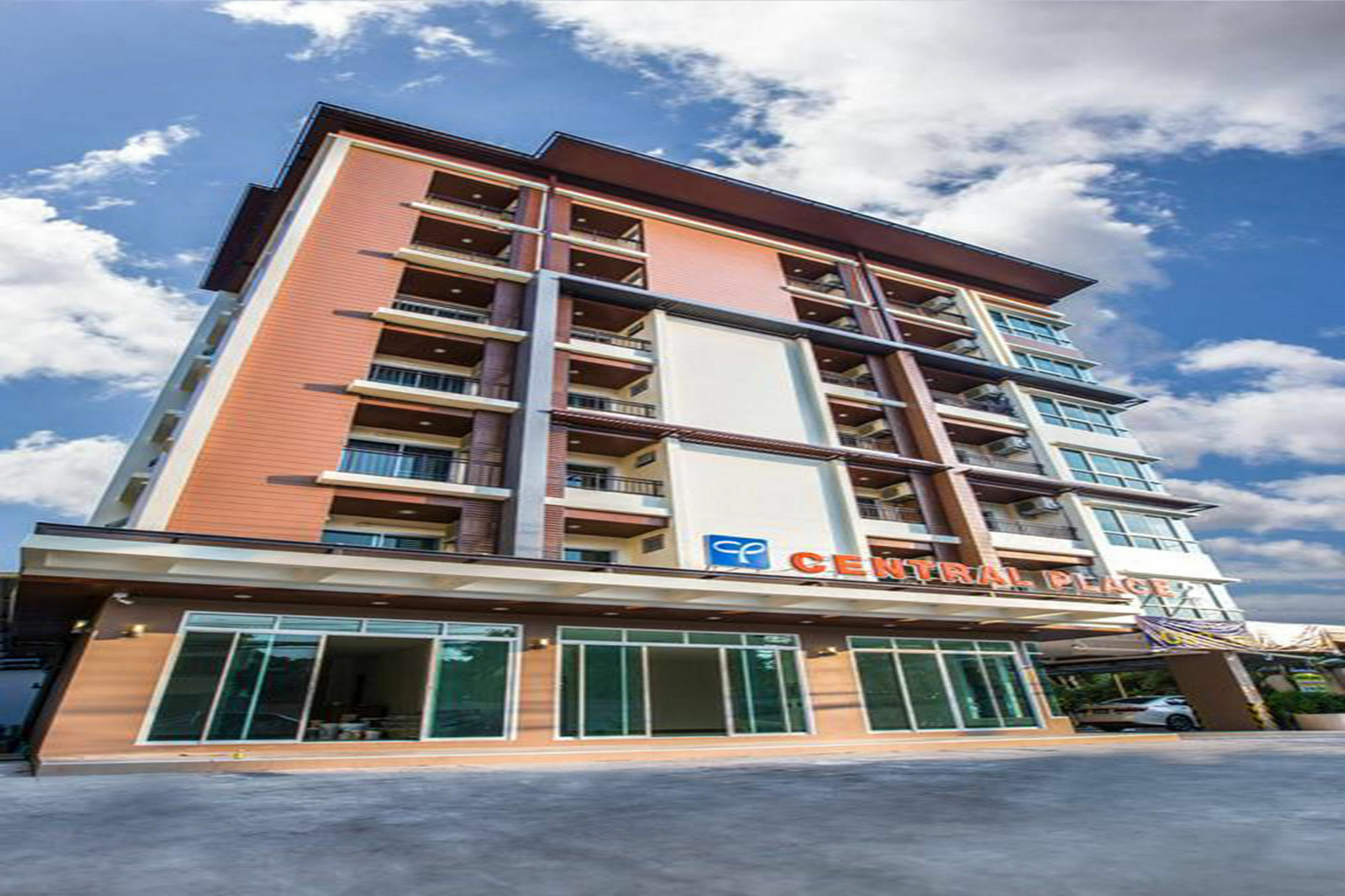 Central Place Serviced Apartment Angsila 촌부리 외부 사진
