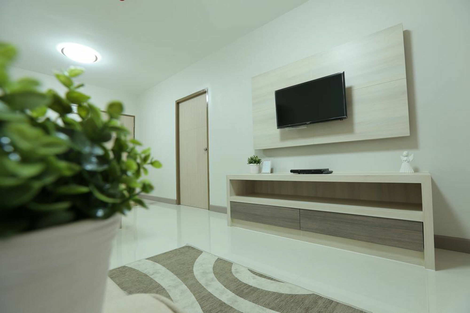 Central Place Serviced Apartment Angsila 촌부리 외부 사진